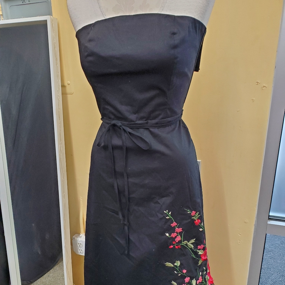 Ana Capri strapless dress